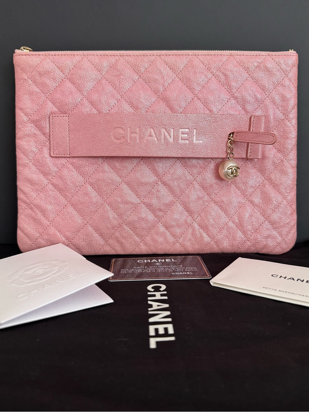 ❌SOLD❌CHANEL Limited Edition Night By The C  Iridescent Caviar Quilted  Clutch - Picture 7 of 7